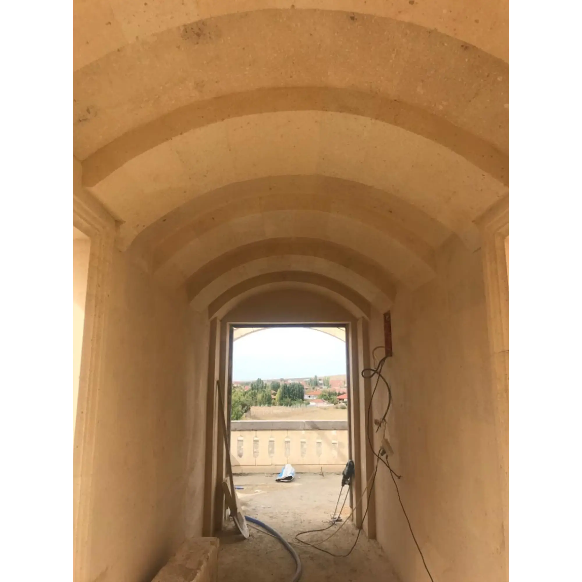 İç Mekan Sarı Kemer